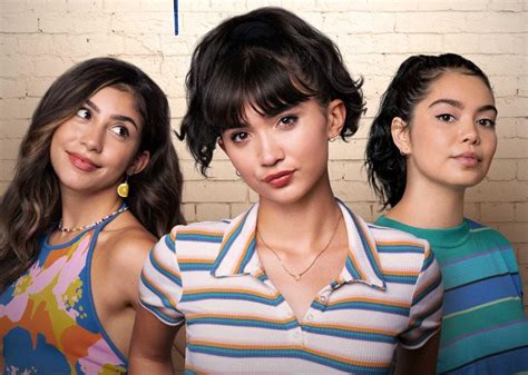 ‘Crush’ trailer: American High’s new lesbian teen ...